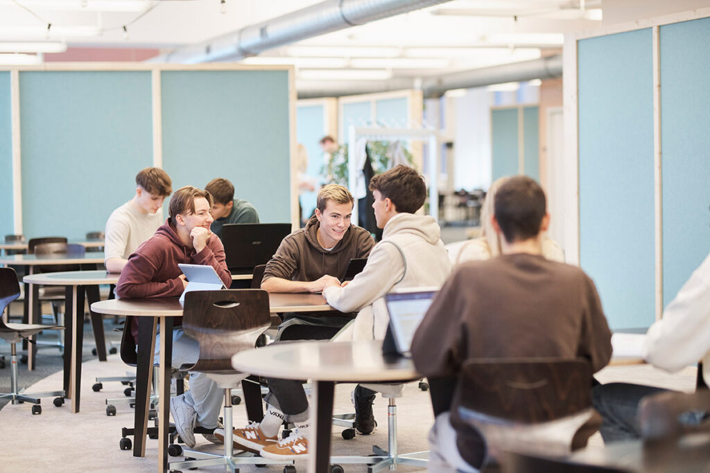 Lernende an der Loft School in Uster